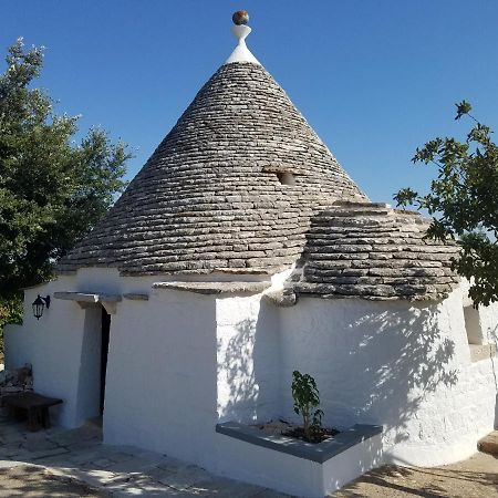 אלברובלו Antico Trullo Immerso Nella Campagna מראה חיצוני תמונה
