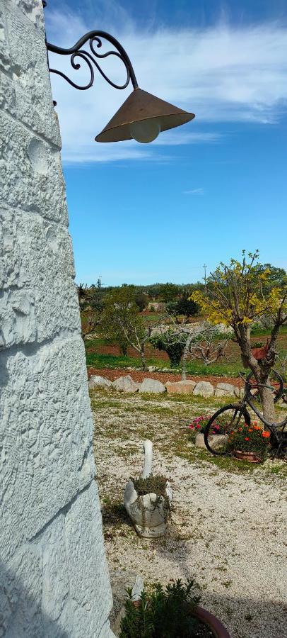 אלברובלו Antico Trullo Immerso Nella Campagna מראה חיצוני תמונה