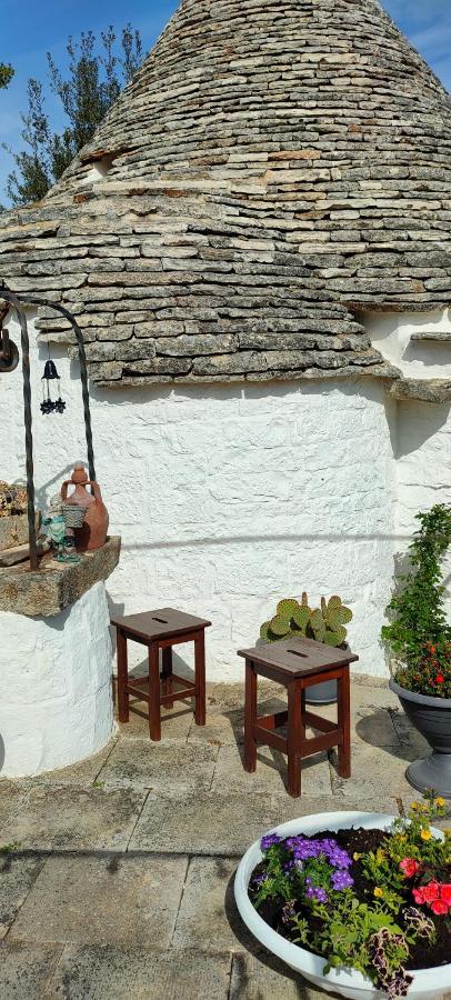 אלברובלו Antico Trullo Immerso Nella Campagna מראה חיצוני תמונה